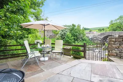 Image de 2 Bed in Bainbridge (oc-w34131)