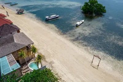 Sunset Beachwood Villa