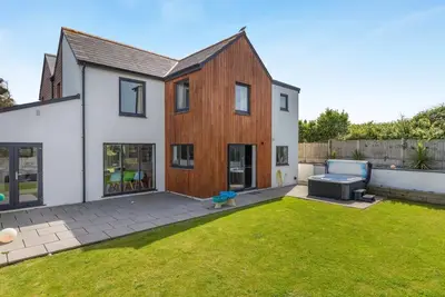 Image de 5 Bed in Upton (oc-m44891)