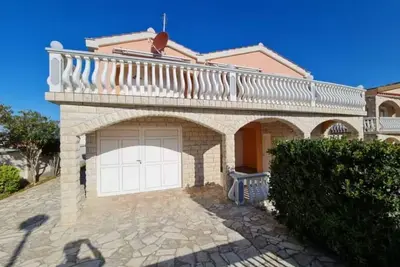Image de Three Bedroom Apartment with Terrace and Sea View