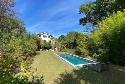 Image de maison La Grange, beaucoup de charme avec piscine - 10 couchages - 5 Cantons