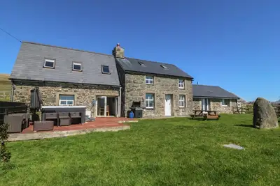Image de Cefnbron, pet friendly, character holiday cottage in Trefor