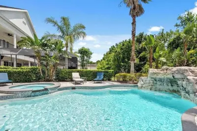 Image de Enchanted Estate at Reunion | 9br Stay w/ Arcades, Theater, and Private pool
