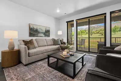 Image de Birdie View Pt C205 | Mountain Views | Golf