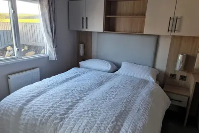 Image de Holiday Home Sleeps 4 with Pool and Parking
