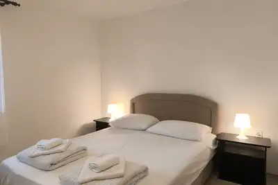 Image de Appartement de deux chambres avec air conditionné Primosten (A-27853-c)