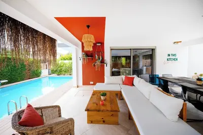 Image de Villa de vacances de luxe en bord de mer avec intimité