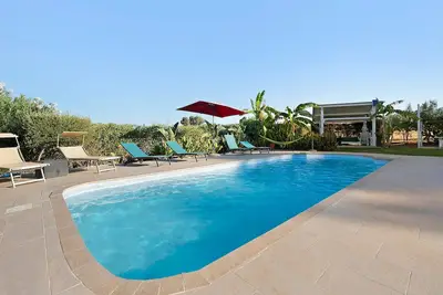 Image de Appartement « Masone Verde » avec piscine partagée, Wi-Fi et climatisation