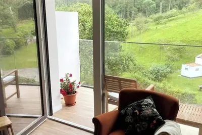 Image de A charming townhouse between the beaches and the mountains