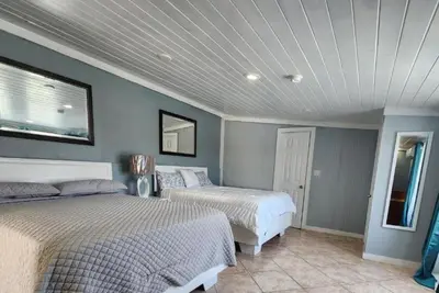 Image de Andros Waterside Retreat Standard Double Suite 2 full beds