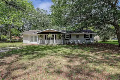 Image de Coastal Charleston Retreat Near Folly Beach Fun