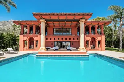 All About Villa Ronda