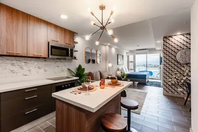Image de Stylish Studio with Modern Amenities Near Airport