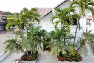 Image de Beach House