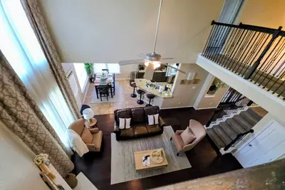 Image de Spacious 4‑Bedroom Luxury Retreat in Peaceful Richmond - Sleeps 10