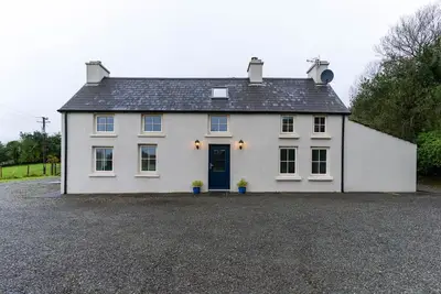 Image de Sneem Farmhouse – Peaceful Countryside Retreat in the Heart of Kerry