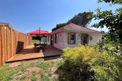 Image de La parenthèse Landaise- 6 personnes- grand jardin- à 2 mn du lac