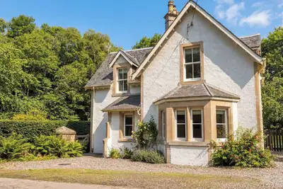 Image de Station Lodge, pet friendly, country holiday cottage in Forres