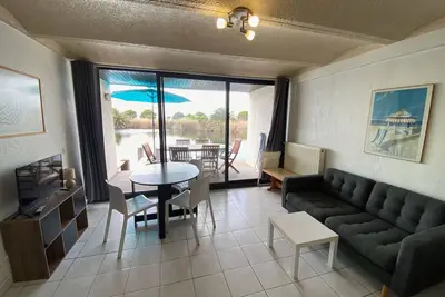 Image de Villa avec animaux et parking, vue lac - 6 pers.