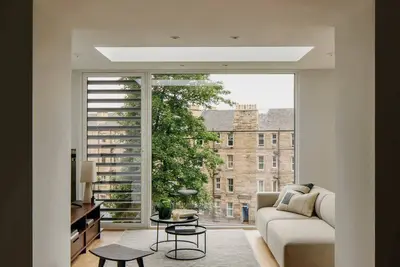 Image de Inviting Apartment in Claremont Residences