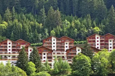 Image de Les Naturelles B 306 # 6-bed apartment, Dusche und Bad, Wc by Interhome