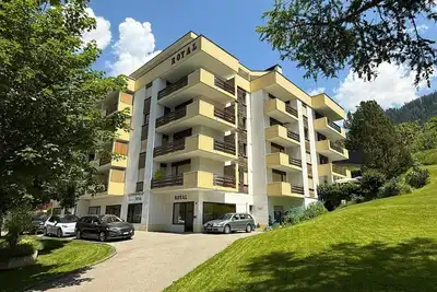 Image de Royal 41 # 4-bed apartment, Dusche, Wc 4-Bettwohnung, Dusche, Wc by Interhome