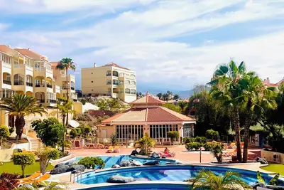 Image de Caluca. Modern apartment near the ocean in Golf del Sur. With a Private Terrace