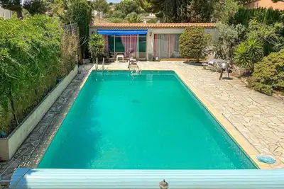 Image de 1 bedroom nice home in Carry le Rouet
