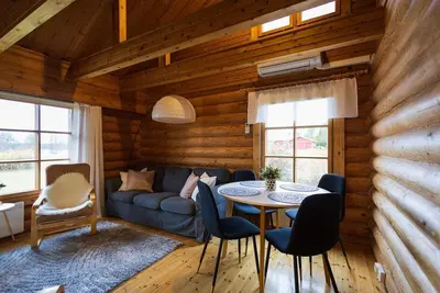 Image de Villa Tilhi | Cozy 2br Cabin | Sauna & Fireplace