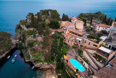 Image de Villa à Mazzarò avec 5 chambres à coucher, 10 couchages