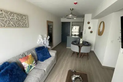 Image de Quaint 2-bedroom apartment in charming San Miguel neighborhood
