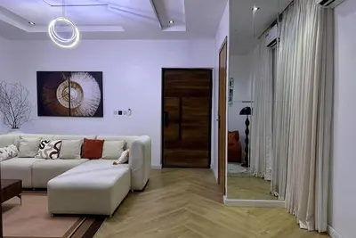 Image de Brand New 2/1 Bedroom Serviced Apartment Qq  Modern Interior with 2 Balconies