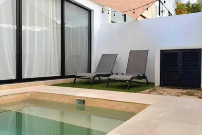 Image de Luxury Vacation Home with Private Pool | Near Cancun Airport & Beaches
