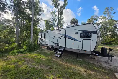 Image de Tranquil 1-bedroom camper in Steinhatchee near attractions! 4 full hook up lots