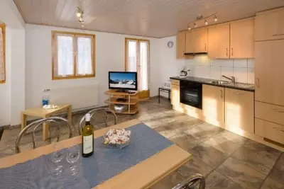 Image de Ferienwohnungen Haus Florida, (Grächen), by Interhome