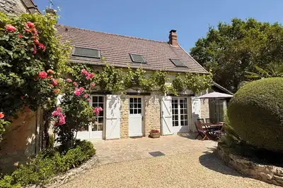 Image de La Maison des Roses - Maison de charme avec jardin