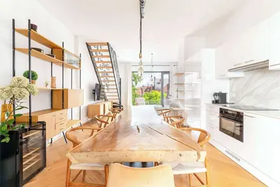 Image de Bright Duplex with Balcony in Antwerp