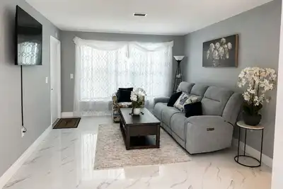 Image de 4-bedroom house in perfect Cocoa with cool Ac for relaxing stays