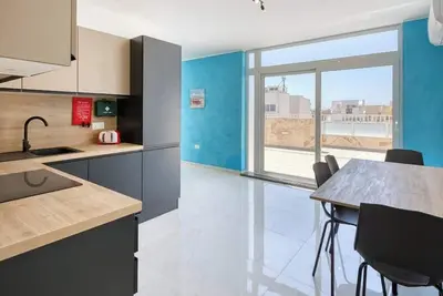 Image de 2br Penthouse + Rooftop Terrace | Near Valletta