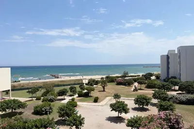 Image de Appartement face mer avec clim et parking - 4 pers.