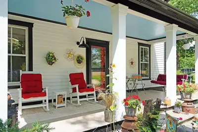 Image de New - Winter Wood Farm - Farmhouse Retreat w/ Pool, Hot Tub and Countryside View