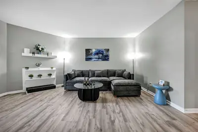 Image de Southern Oasis-Modern Comfort, Minutes from Downtown