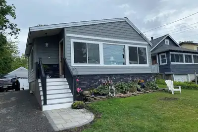 Image de Fishing-Friendly Waterfront Retreat, Sleeps 8, Docks, Fire Pit, Water/Ice Access