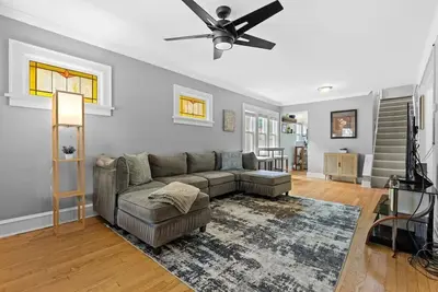 Image de Steps to AmFam Field • 3br • Fenced Yard