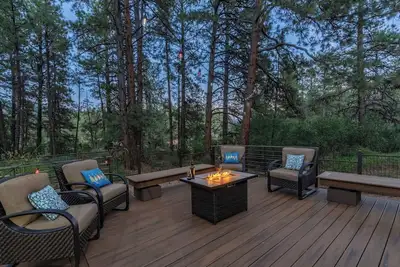 Image de Luxury Durango Retreat with Hot Tub, Game Room, Large Deck