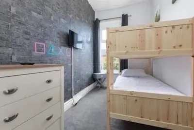 Image de Blackpool 5-Bed, Sleeps 10, Pet Friendly & Parking
