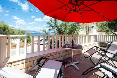 Image de Gorgeous home in Slatine with WiFi