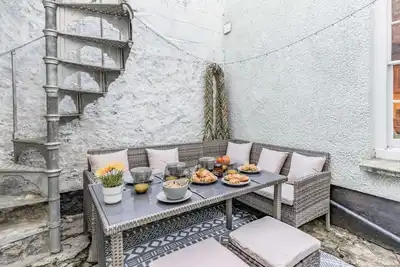 Image de 3 Bed in Tenby (oc-86625)