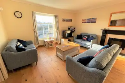 Image de 3 Bed in Tenby (oc-fb126)