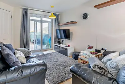 Image de 2 Bed in Truro (oc-36178)
